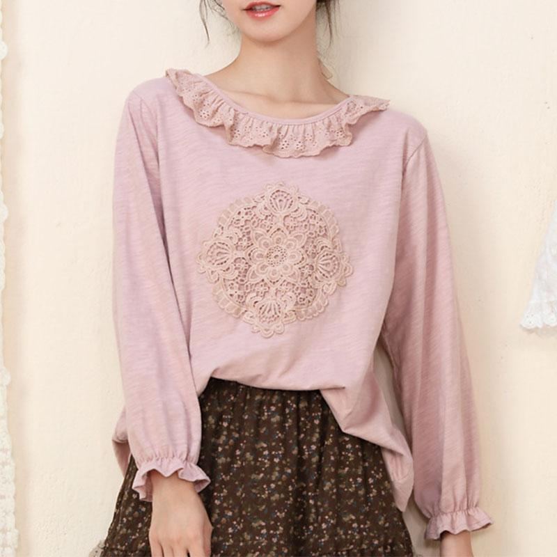 Loose Mori Girl Broderi T-shirt I Bomull