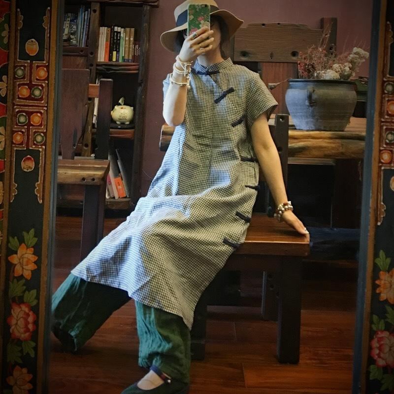 Retro High-end Linen Grid Stand Collar Collar Dress