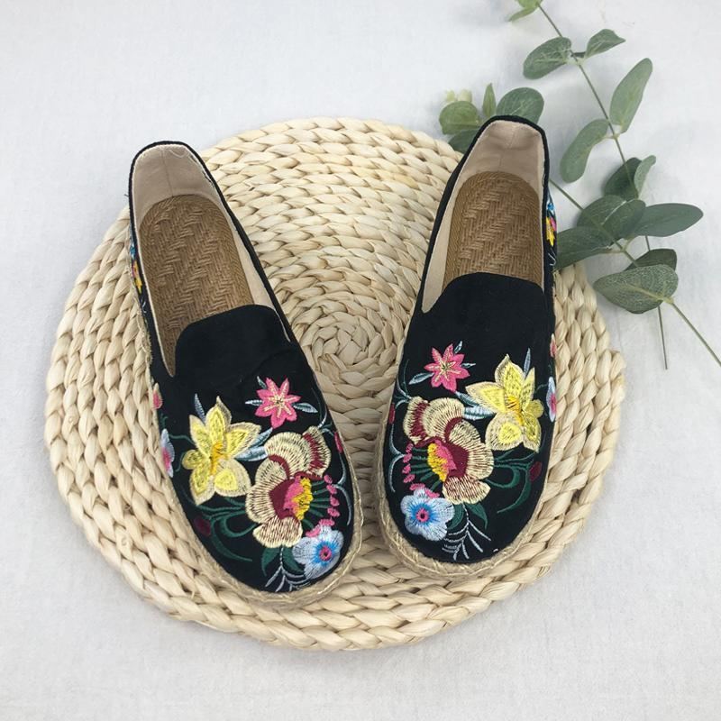 Kvinnor Slip On Blommiga Broderade Andningsbara Casual Skor