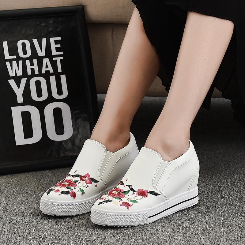 National Tjock Bottom Brodery Flower Flat Retro Fritidsskor