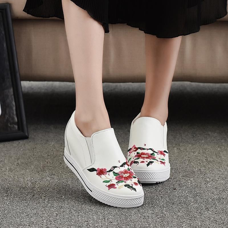 National Tjock Bottom Brodery Flower Flat Retro Fritidsskor