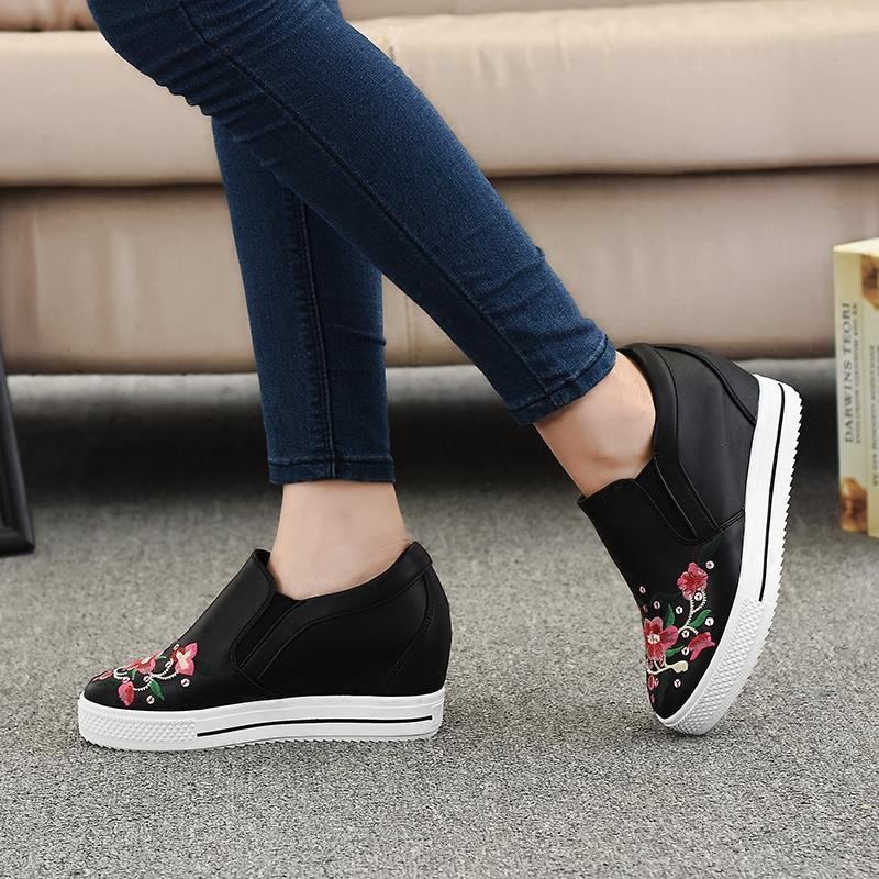 National Tjock Bottom Brodery Flower Flat Retro Fritidsskor