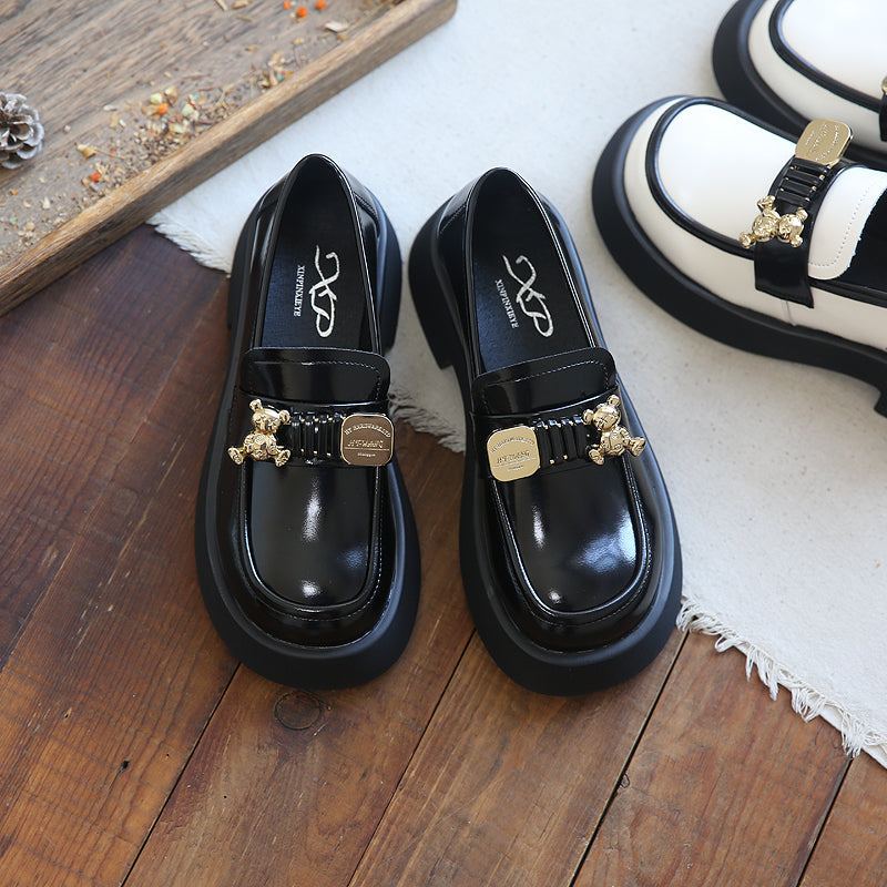 Vår Sommar Retro Kohud Runt Huvud Fashion Bear Loafers