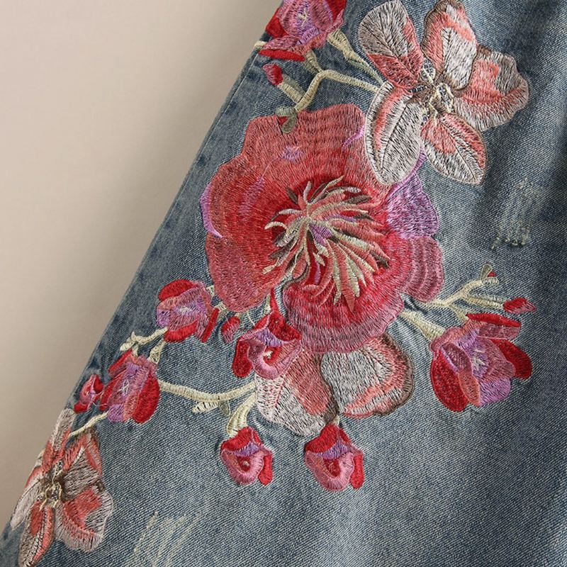 Blommor Broderade Jeans Med Breda Ben